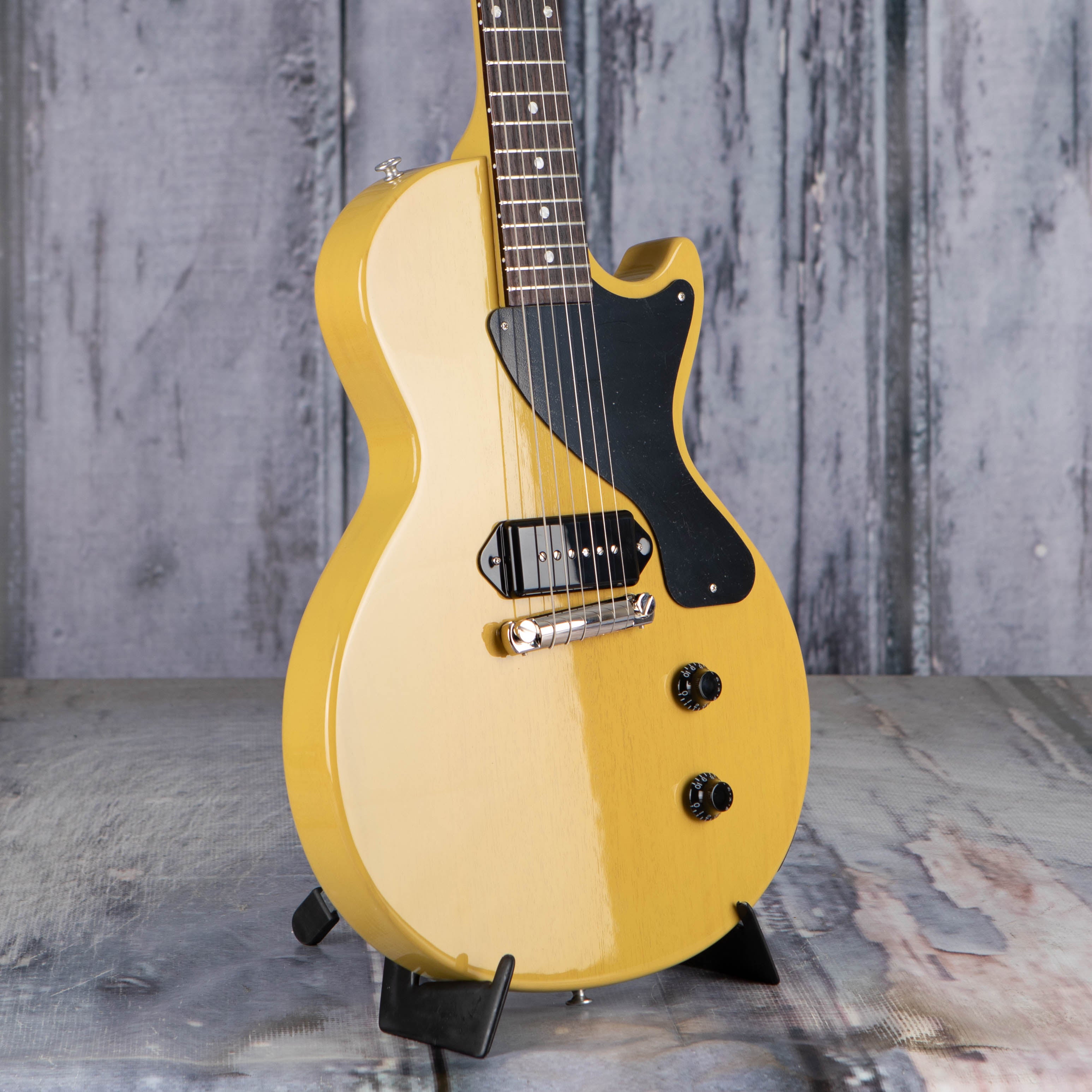 Gibson Les Paul Junior Electric Guitar, TV Yellow, angle