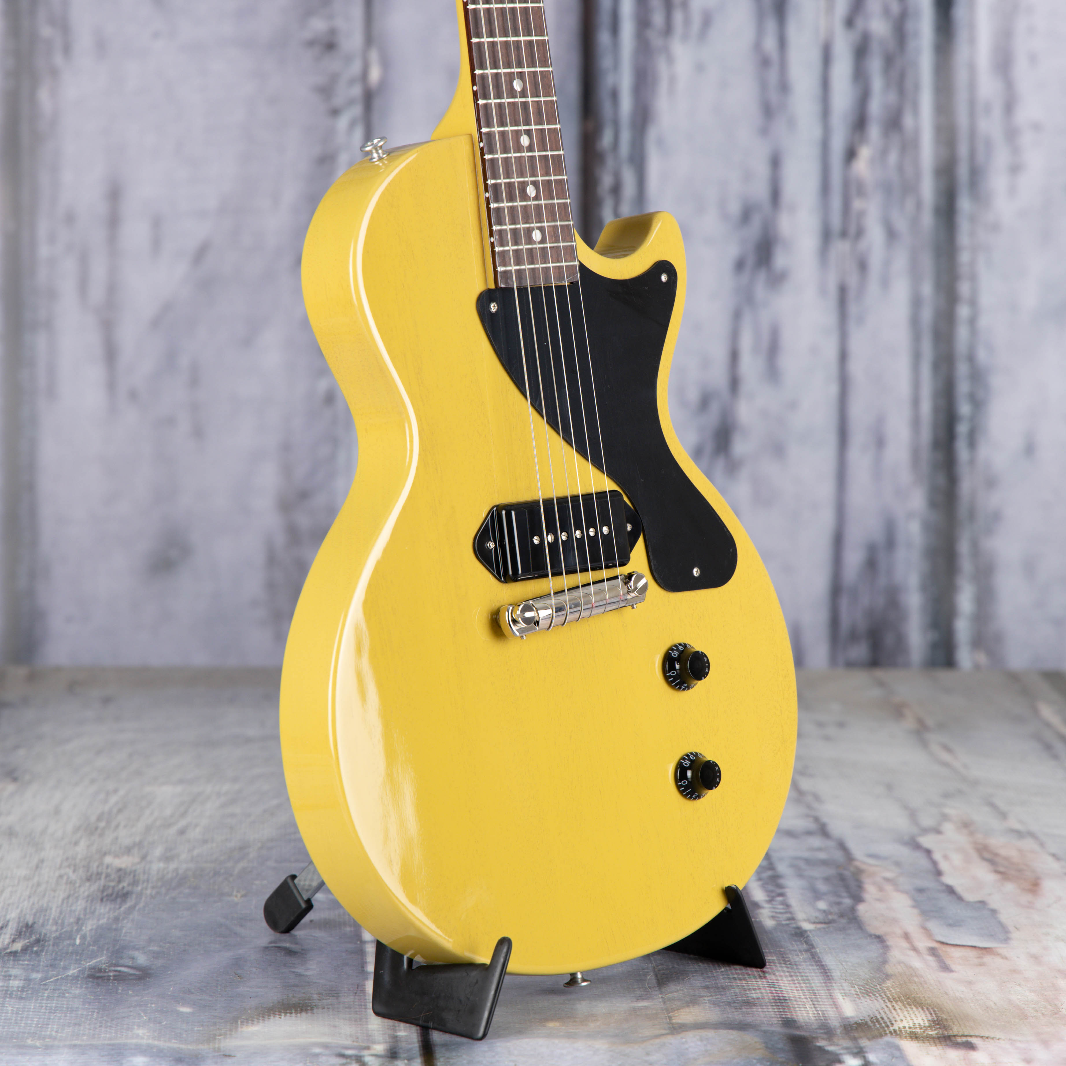 Gibson Les Paul Junior Electric Guitar, TV Yellow, angle
