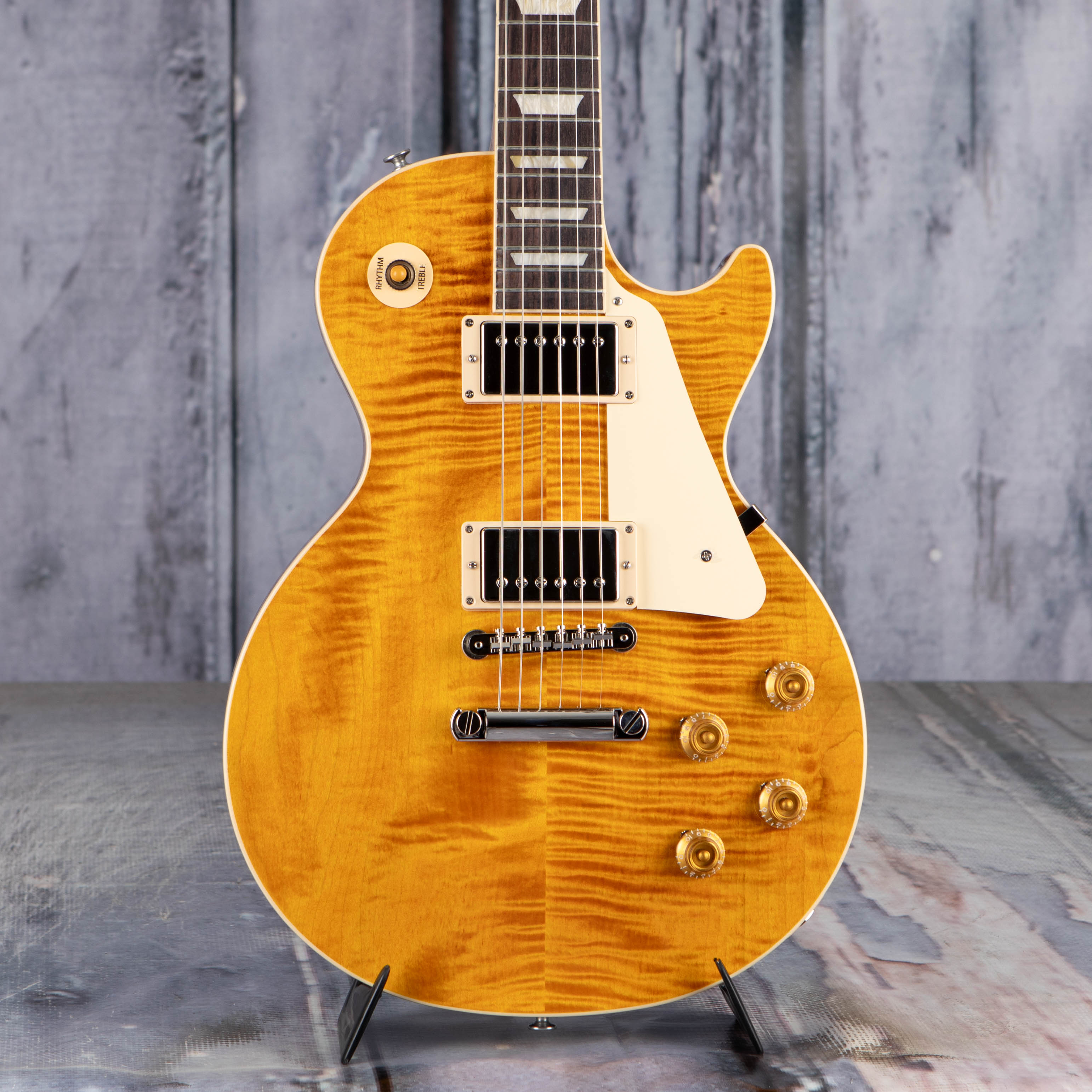 Gibson Les Paul Standard 50s Figured Top Electric Guitar, Honey Amber, front closeup