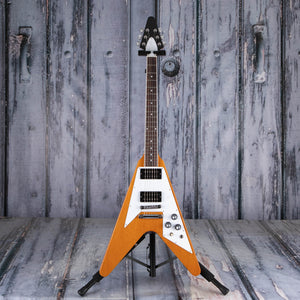 Gibson USA '70s Flying V Electric Guitar, Antique Natural, front