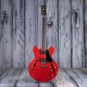Gibson USA ES-335 Semi-Hollowbody Guitar, Sixties Cherry, front