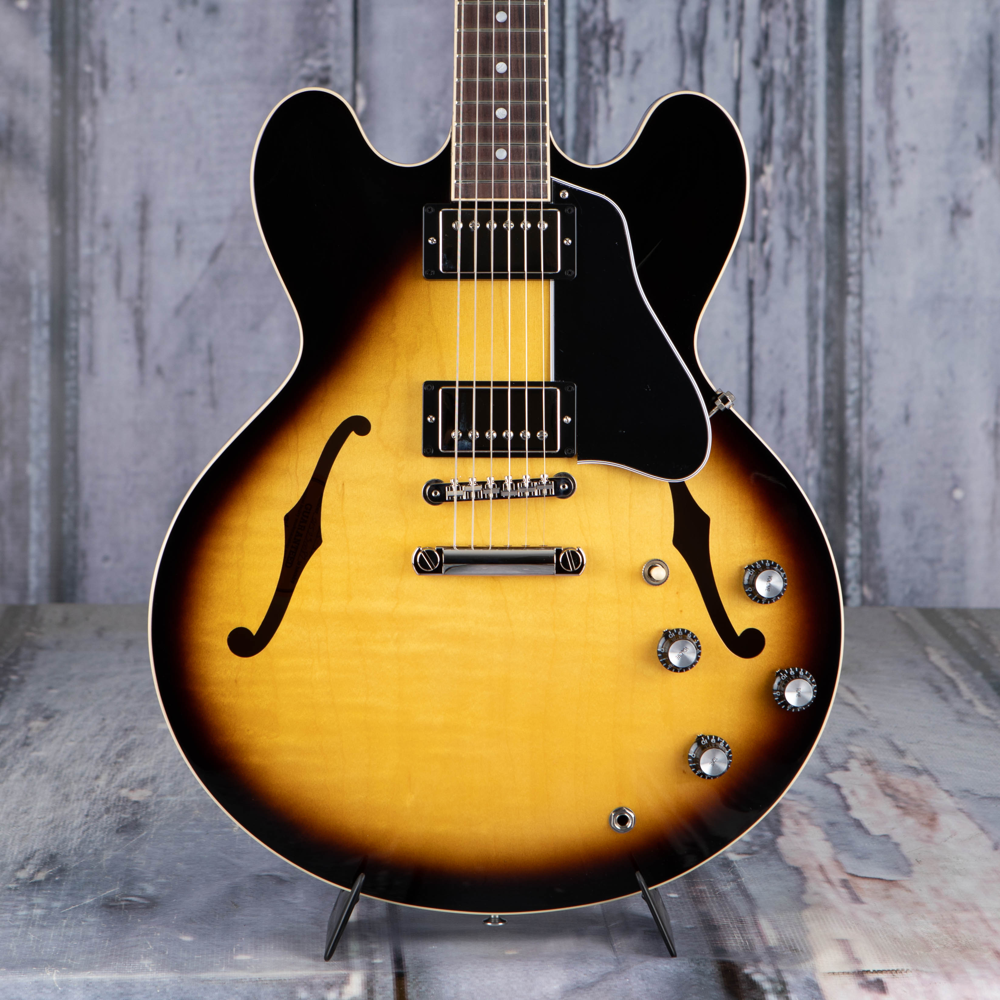 Gibson USA ES-335 Semi-Hollowbody Guitar, Vintage Burst, front closeup