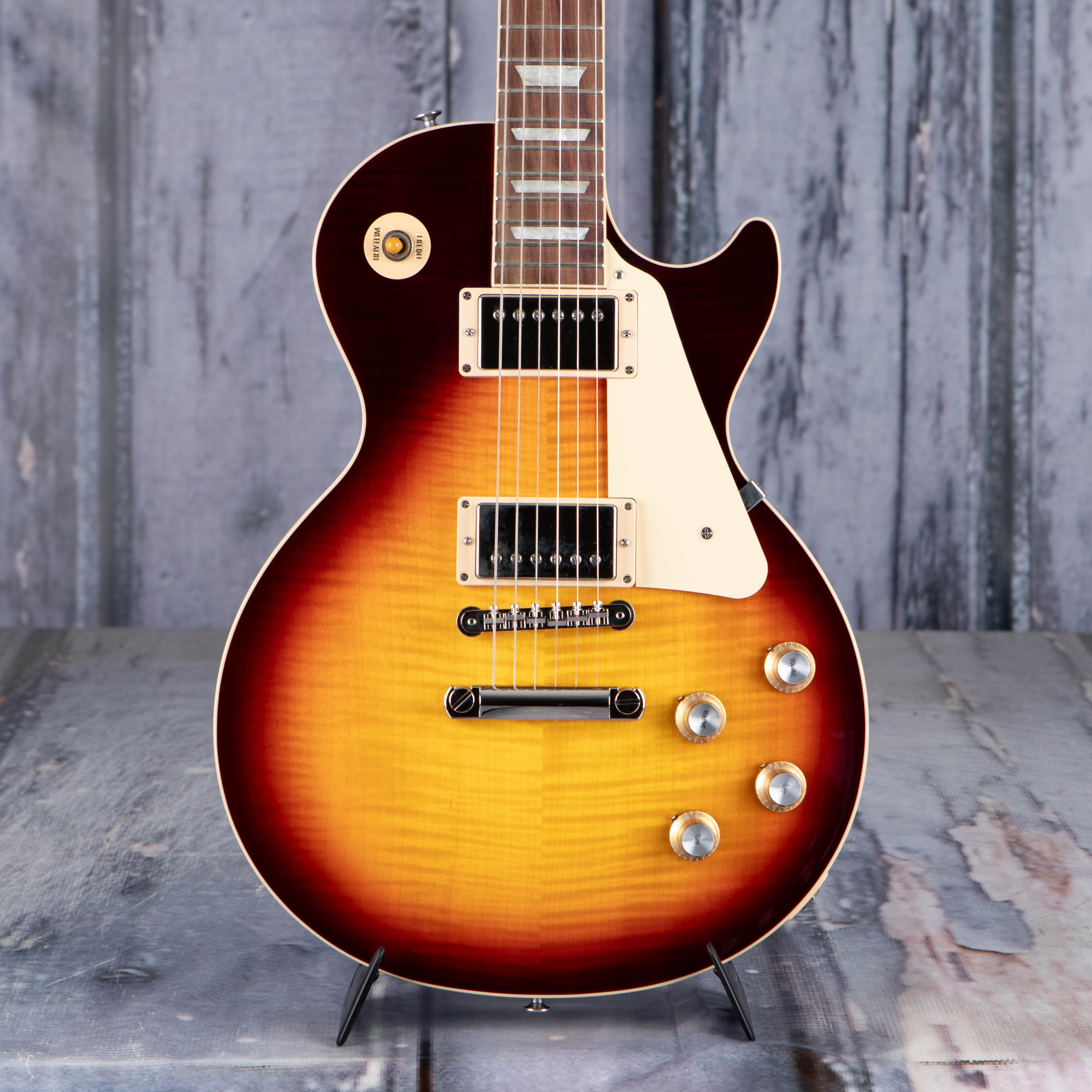 Gibson USA Les Paul Standard '60s Electric Guitar, Bourbon Burst, front closeup