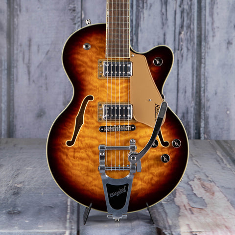Gretsch G5655T-QM Electromatic Center Block Jr. Single-Cut Quilted Maple With Bigsby Semi-Hollowbody Guitar, Sweet Tea, front closeup