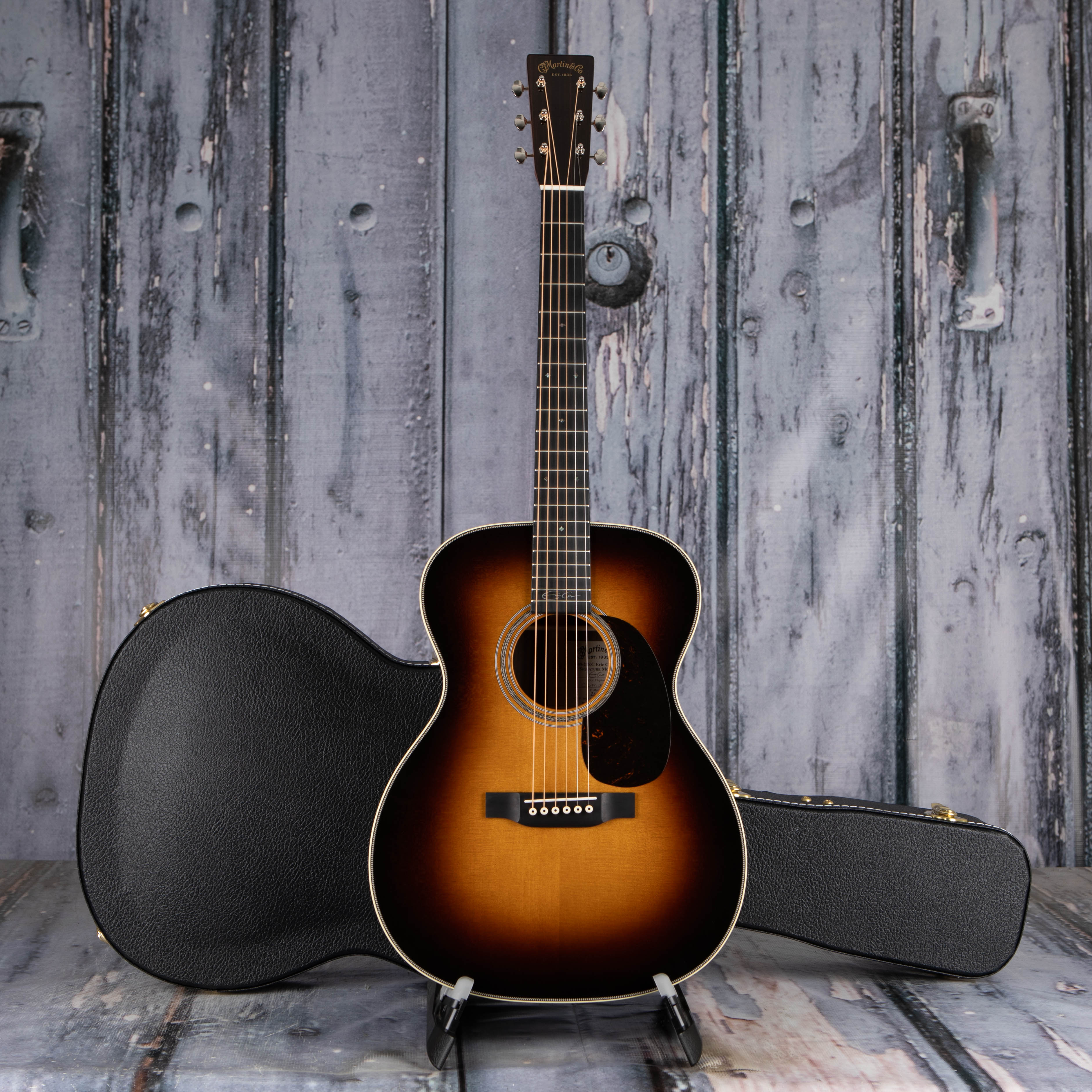 Martin 000-28EC Eric Clapton Acoustic Guitar, Vintage Sunburst, case