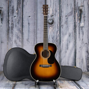 Martin 000-28EC Eric Clapton Acoustic Guitar, Vintage Sunburst, case