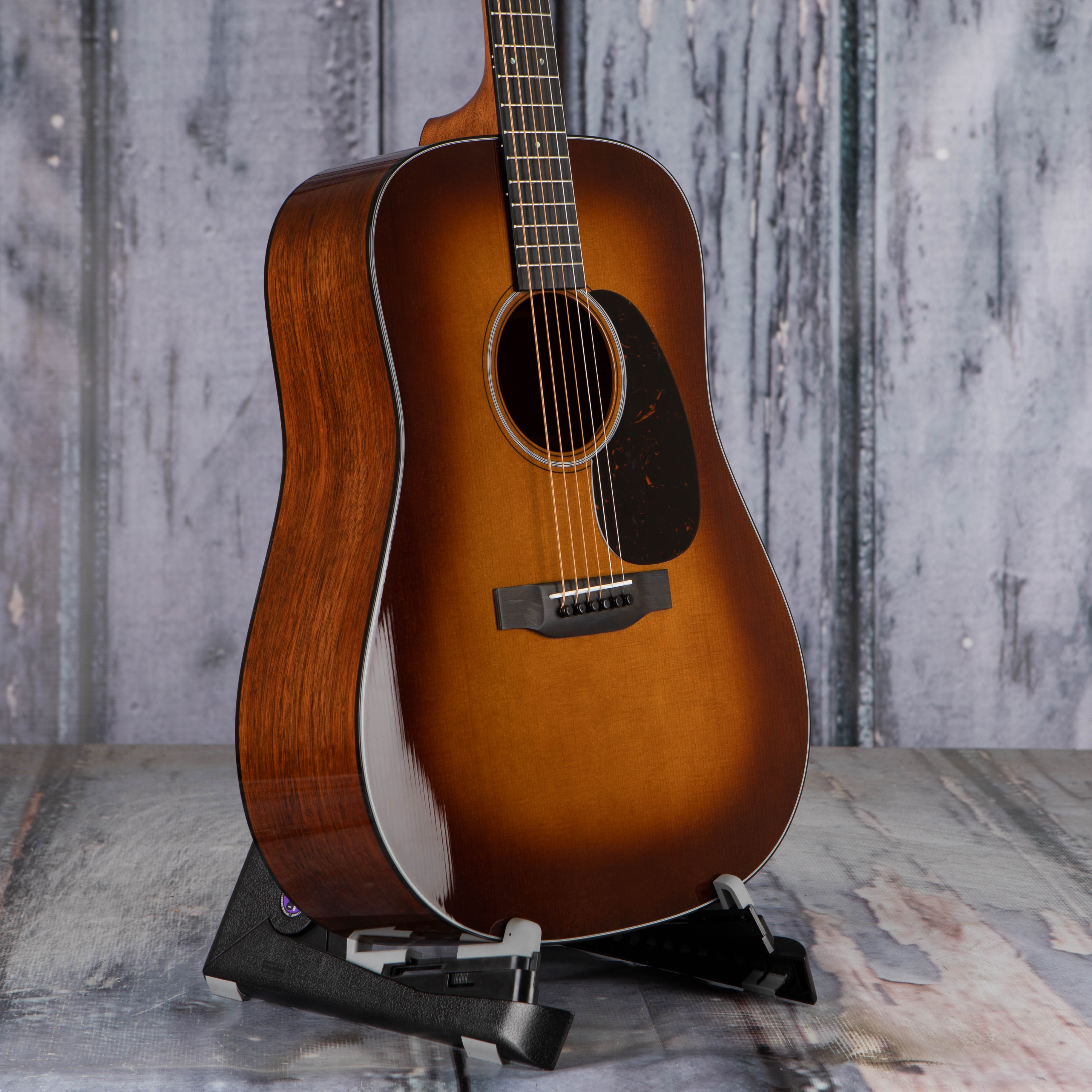 Martin D-18 Acoustic Guitar, Ambertone, angle