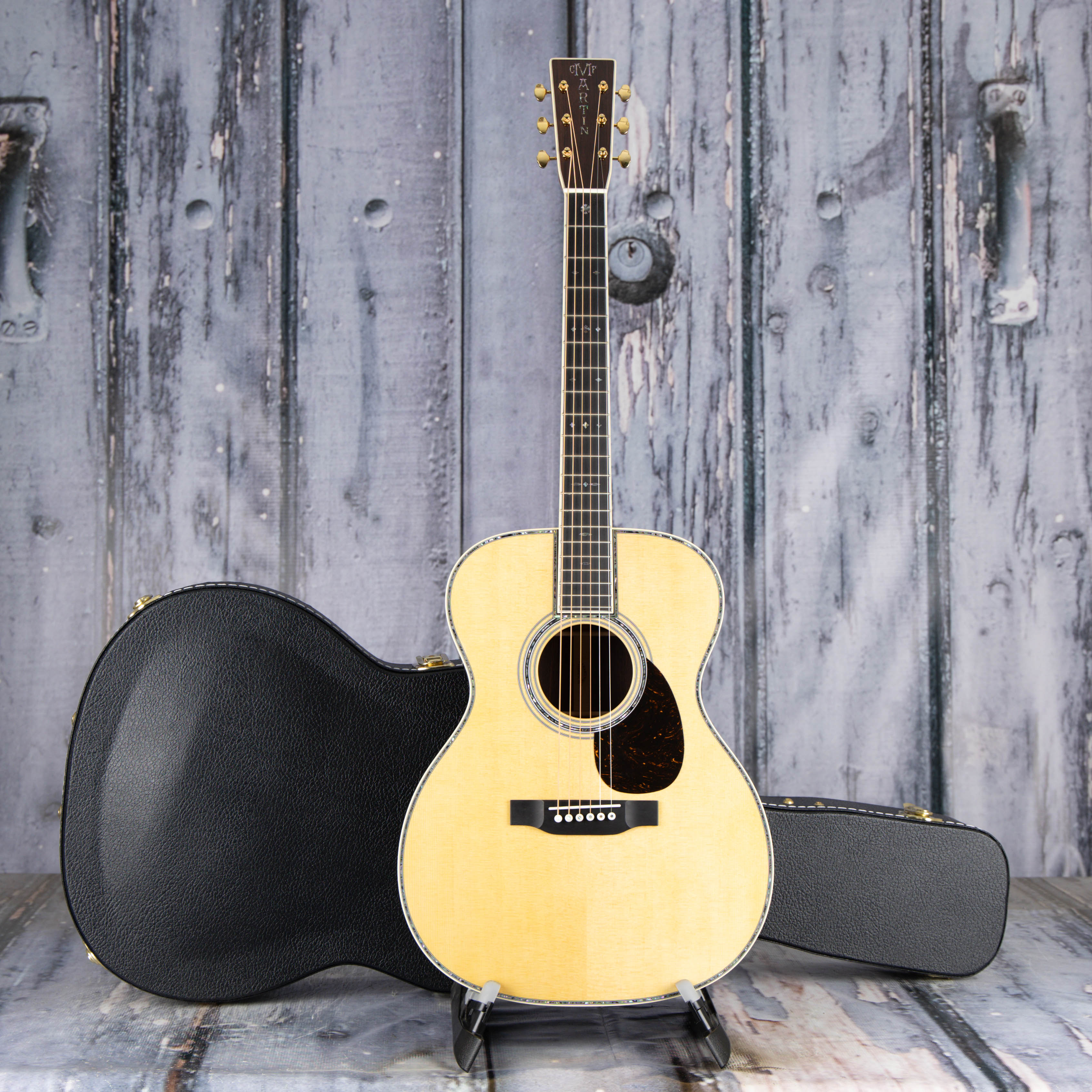 Martin OM-42 Acoustic Guitar, Natural, case