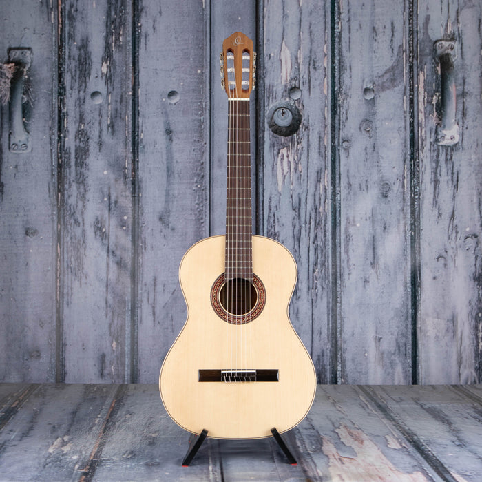 Ortega Traditional Series R210 Classical, Natural