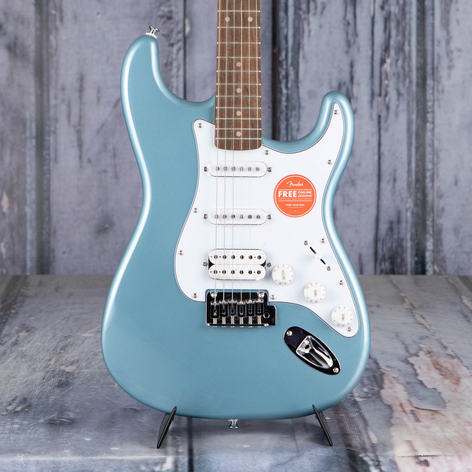 定番SALE】 Squier by Fender FSR Affinity Series Stratocaster HSS