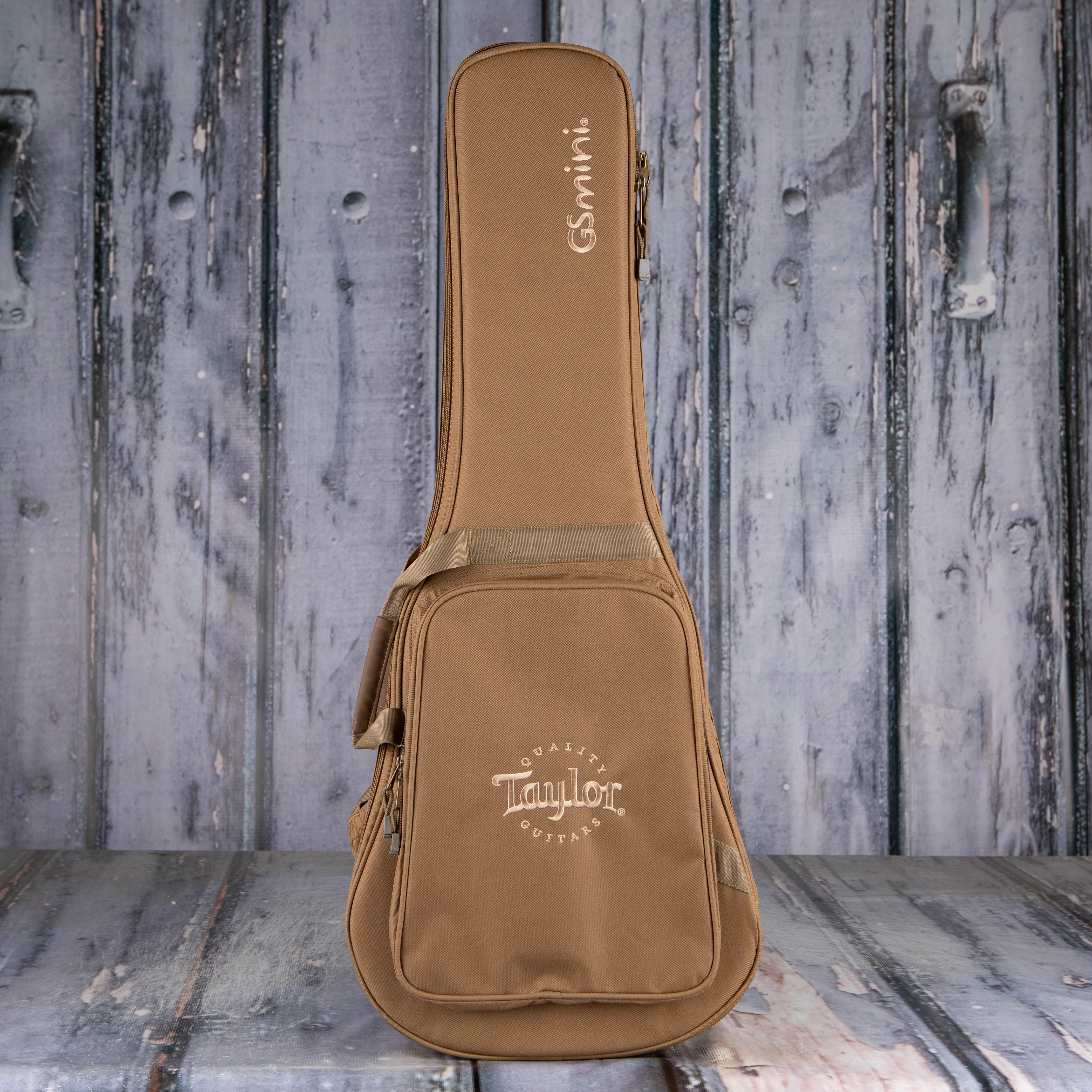 Taylor GS Mini-e Mahogany Acoustic/Electric Guitar, Natural, bag