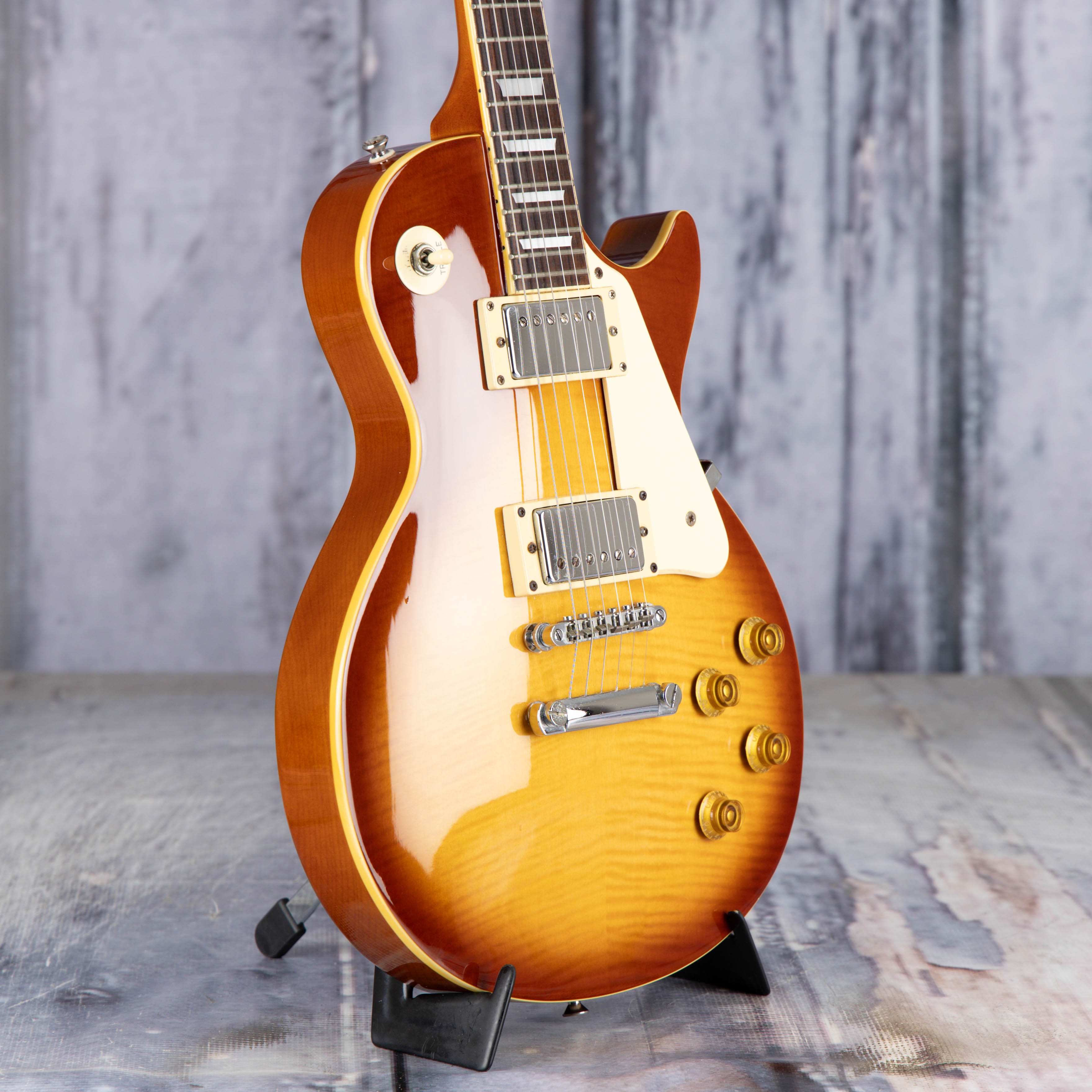 Used Epiphone Les Paul Standard Electric Guitar, Honeyburst, angle