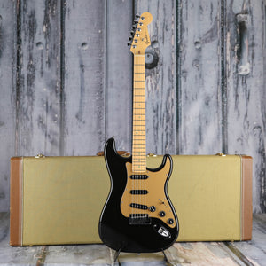 Used Fender American Deluxe Stratocaster Electric Guitar, 2004, Montego Black, case