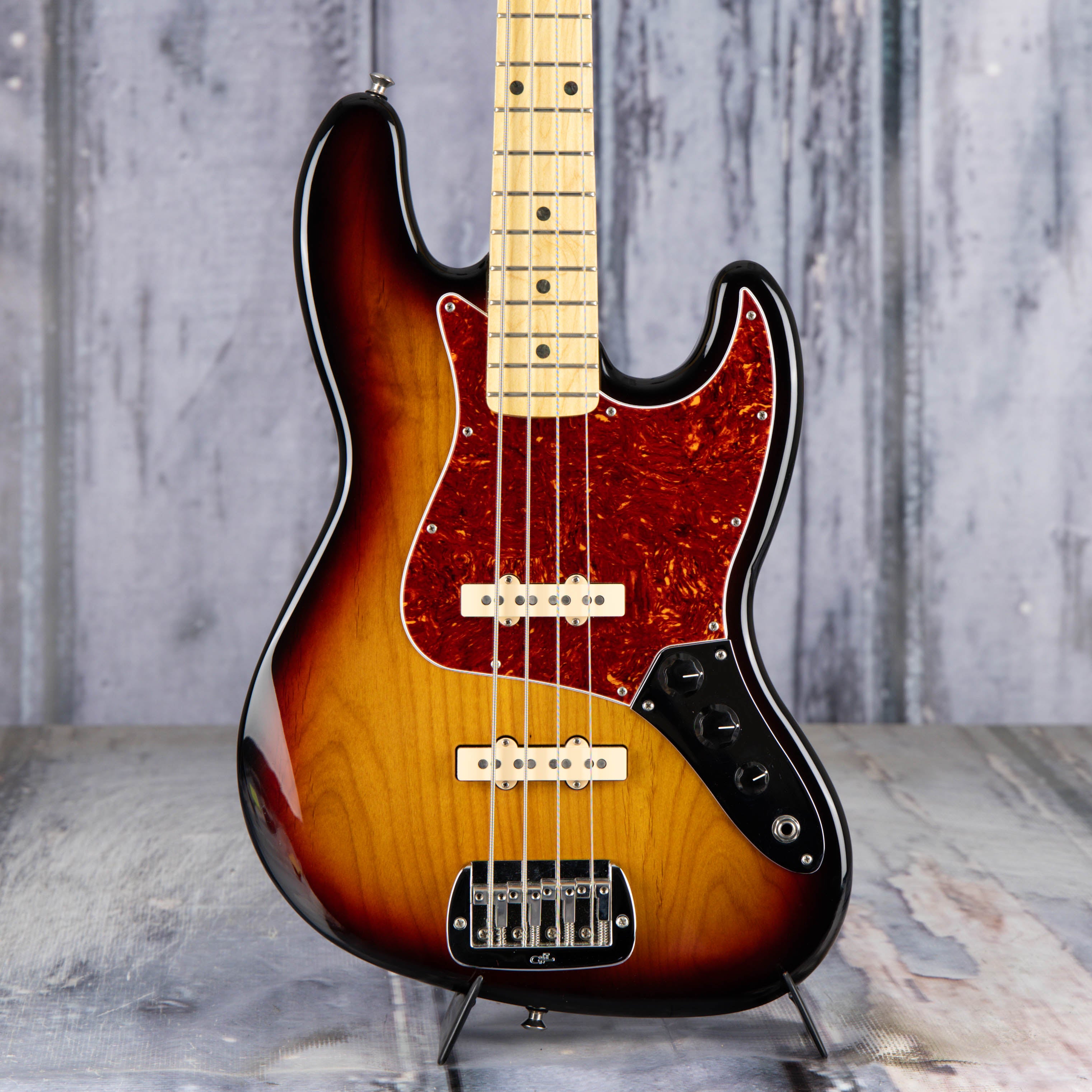 Used G&L Fullertone Deluxe Electric Bass Guitar, 2021, 3-Tone Sunburst, front closeup