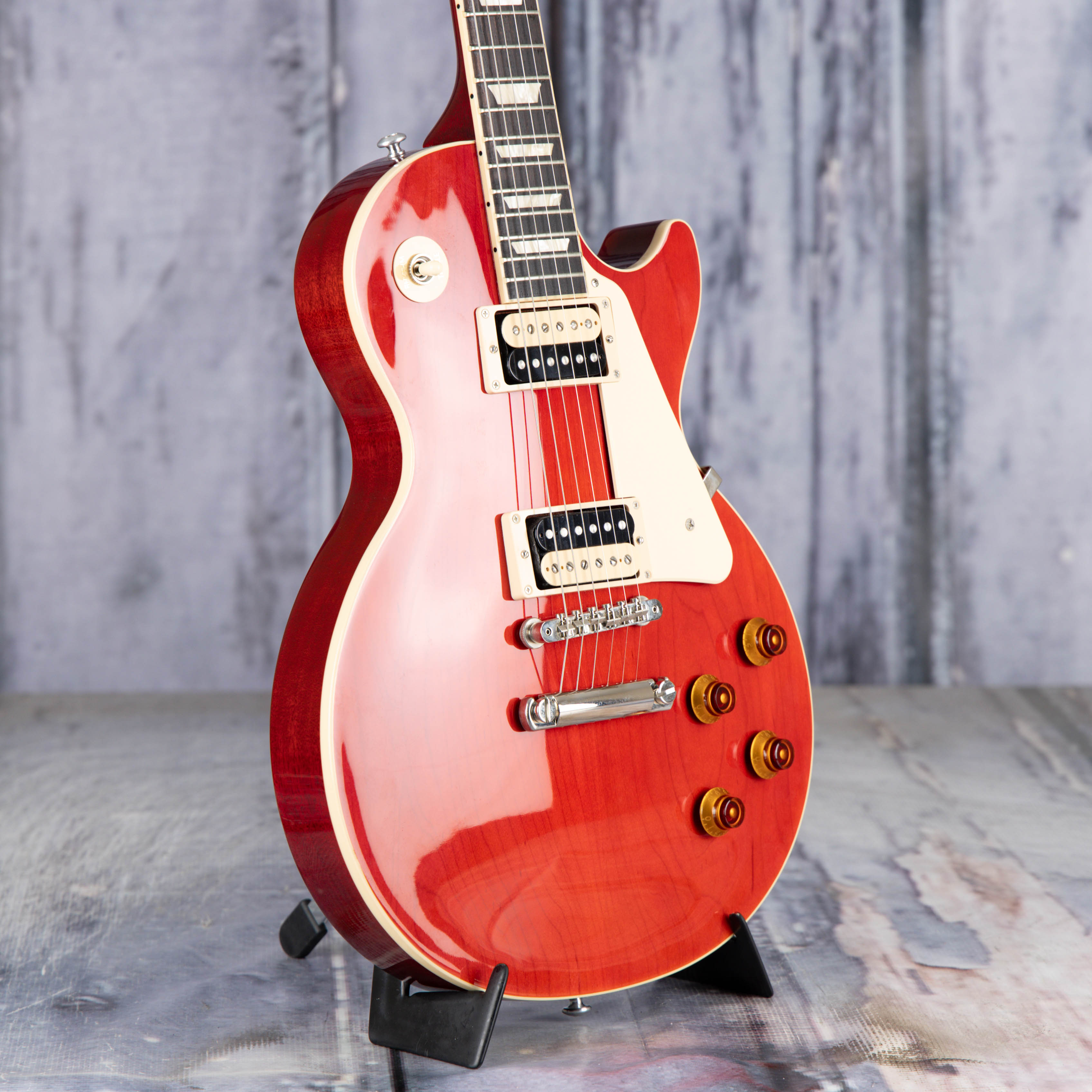 Used Gibson Les Paul Classic Electric Guitar, 2021, Transparent Red, angle