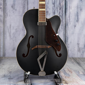 Used Gretsch G100CE Synchromatic Hollowbody Guitar, Black, front closeup
