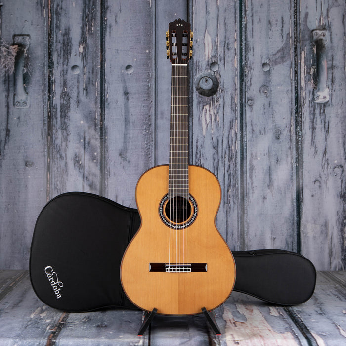 Cordoba C9 Cedar Top Classical, Natural