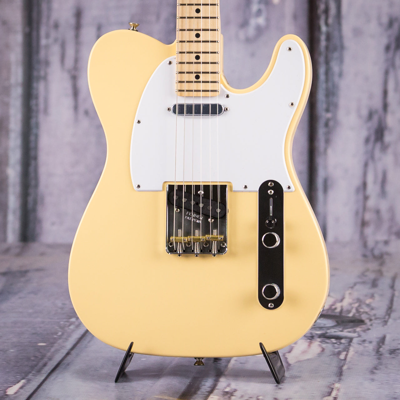Fender American Performer Series Telecaster, Maple Fingerboard, Vintage White, front closeup