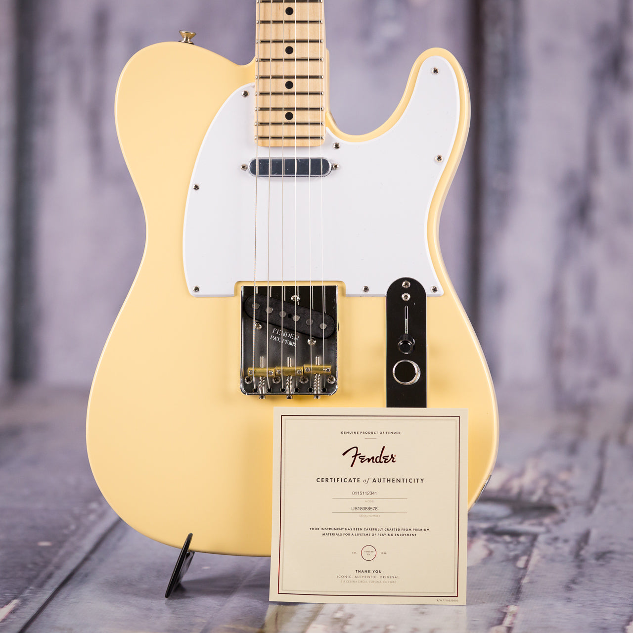 Fender American Performer Series Telecaster, Maple Fingerboard, Vintage White, COA