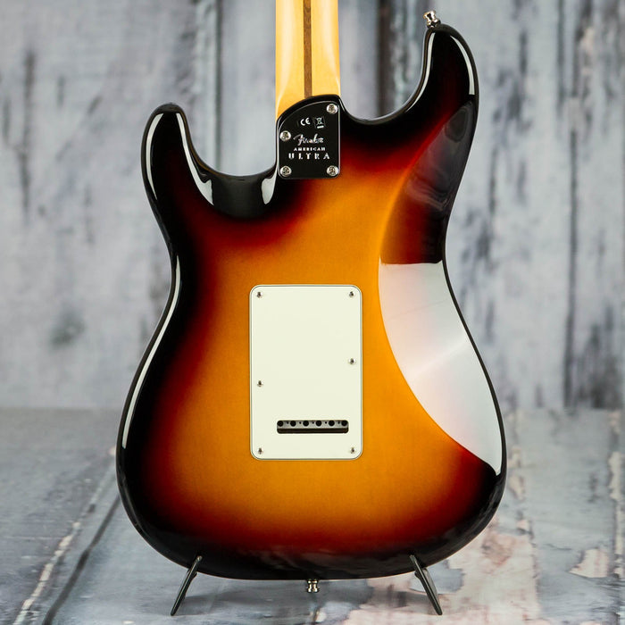Fender American Ultra Stratocaster, Rosewood Fingerboard, Ultraburst *Demo Model*