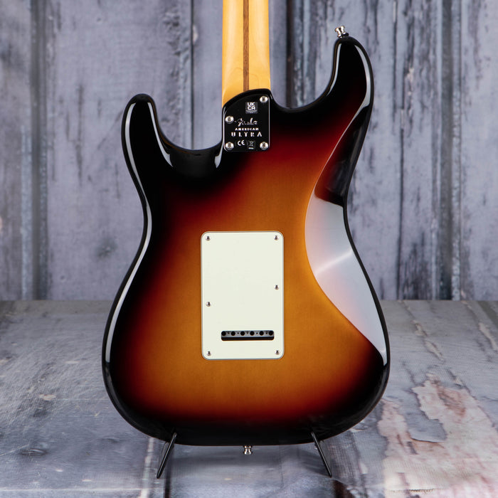 Fender American Ultra Stratocaster HSS, Maple Fingerboard, Ultraburst