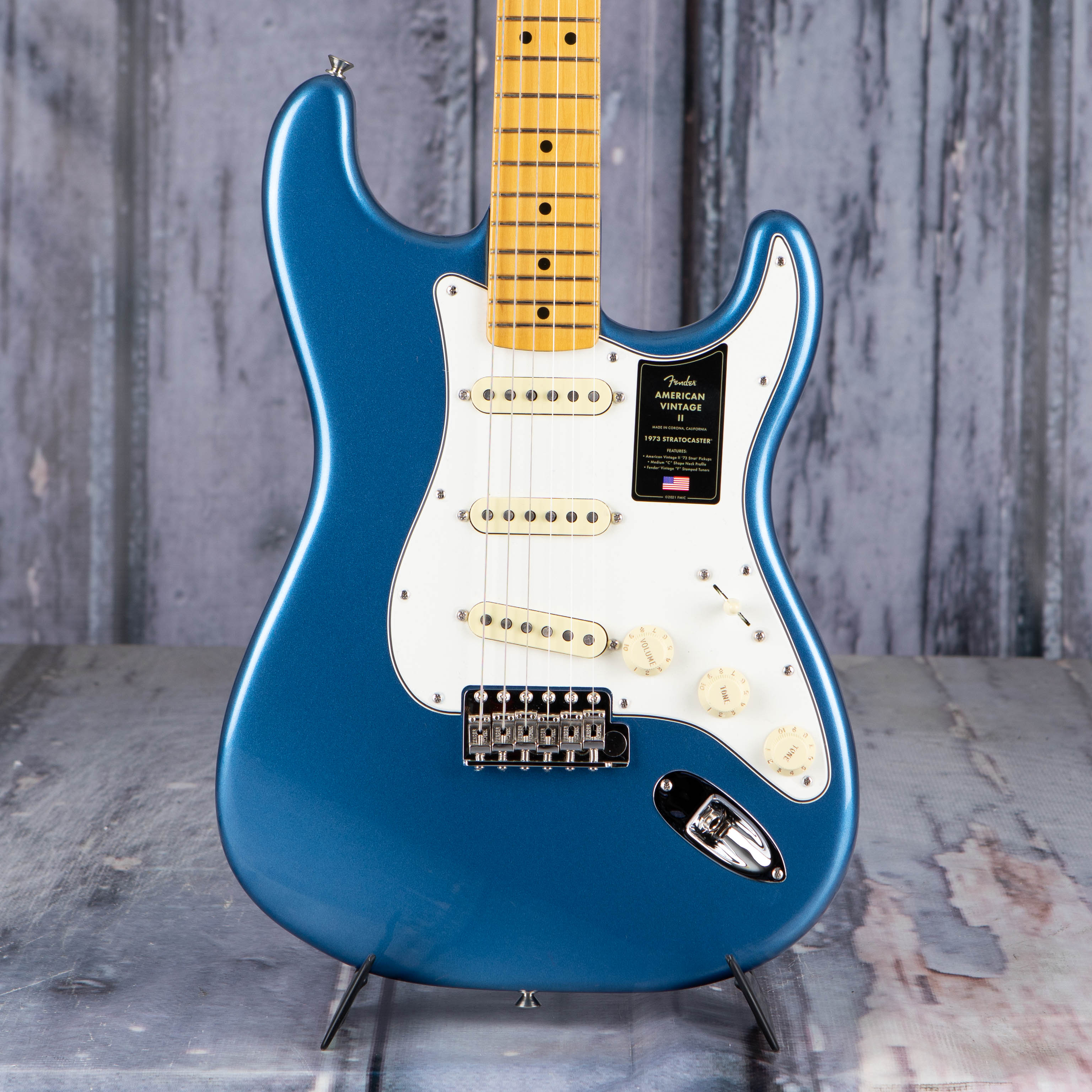 Fender American Vintage II 1973 Stratocaster Electric Guitar, Lake Placid Blue, front closeup