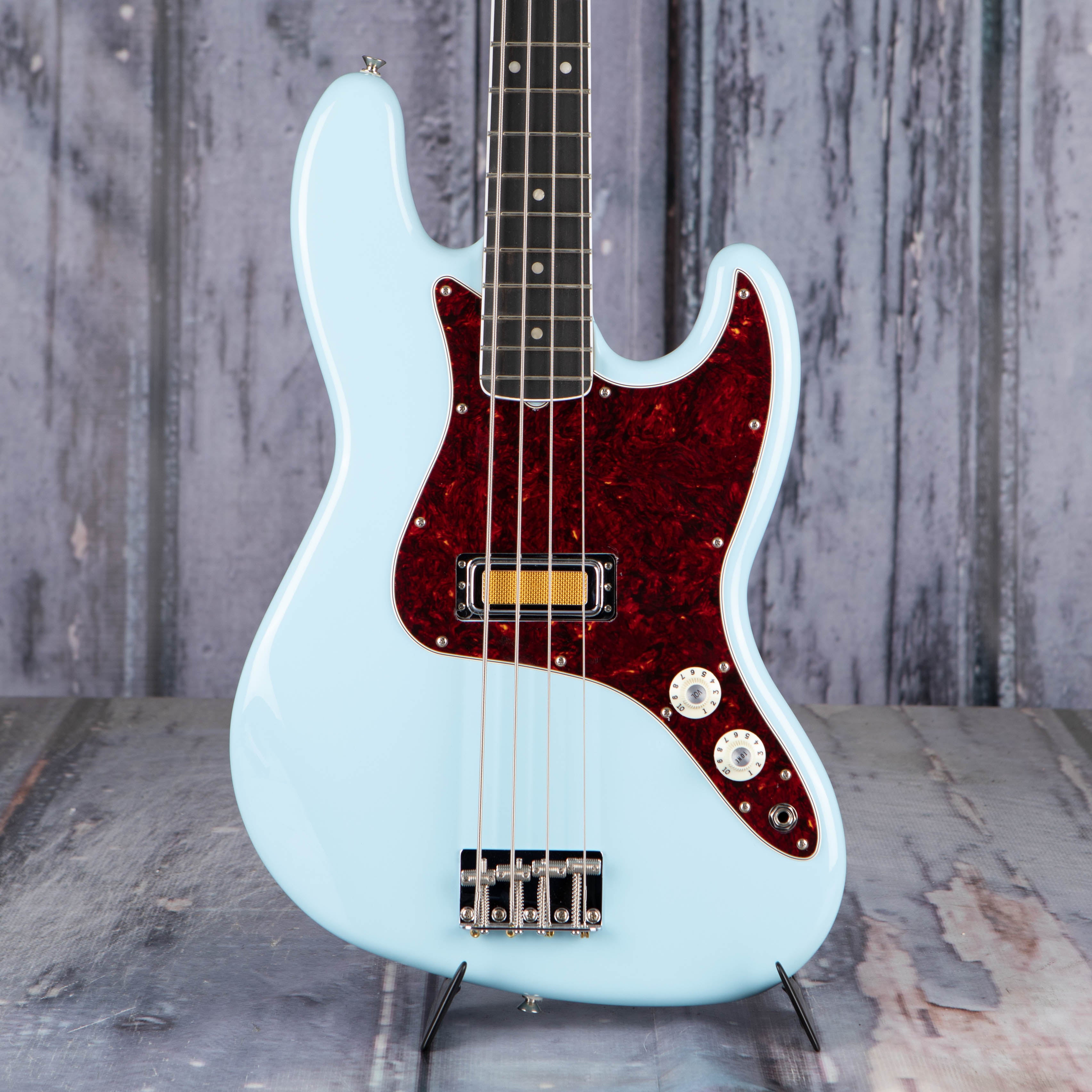 Fender Gold Foil Jazz Bass Guitar, Sonic Blue, front closeup