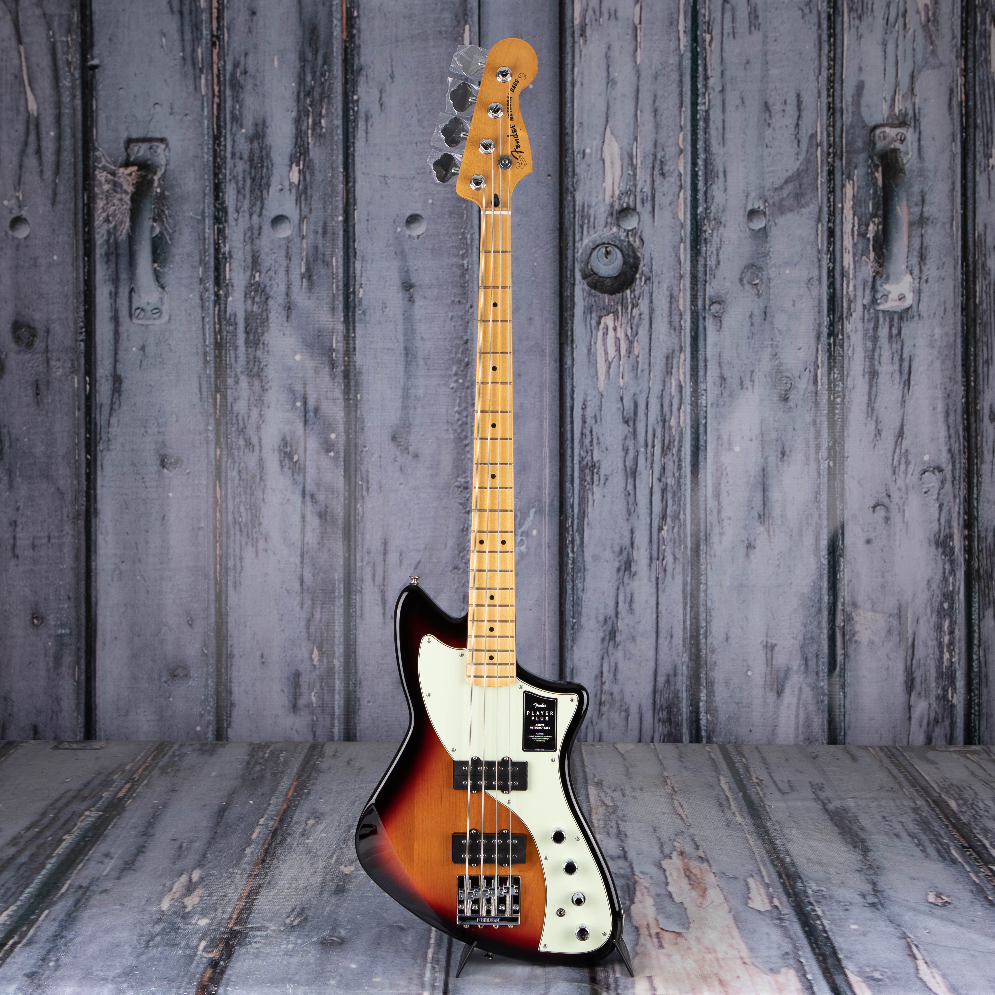 Fender Player Plus Active Meteora Bass, 3-Color Sunburst