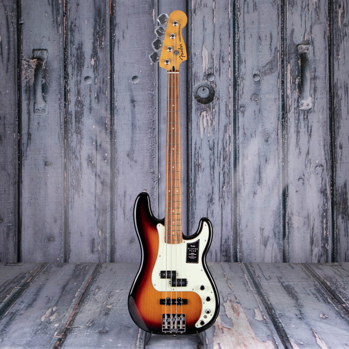 Fender Player Plus Precision Bass, 3-Color Sunburst
