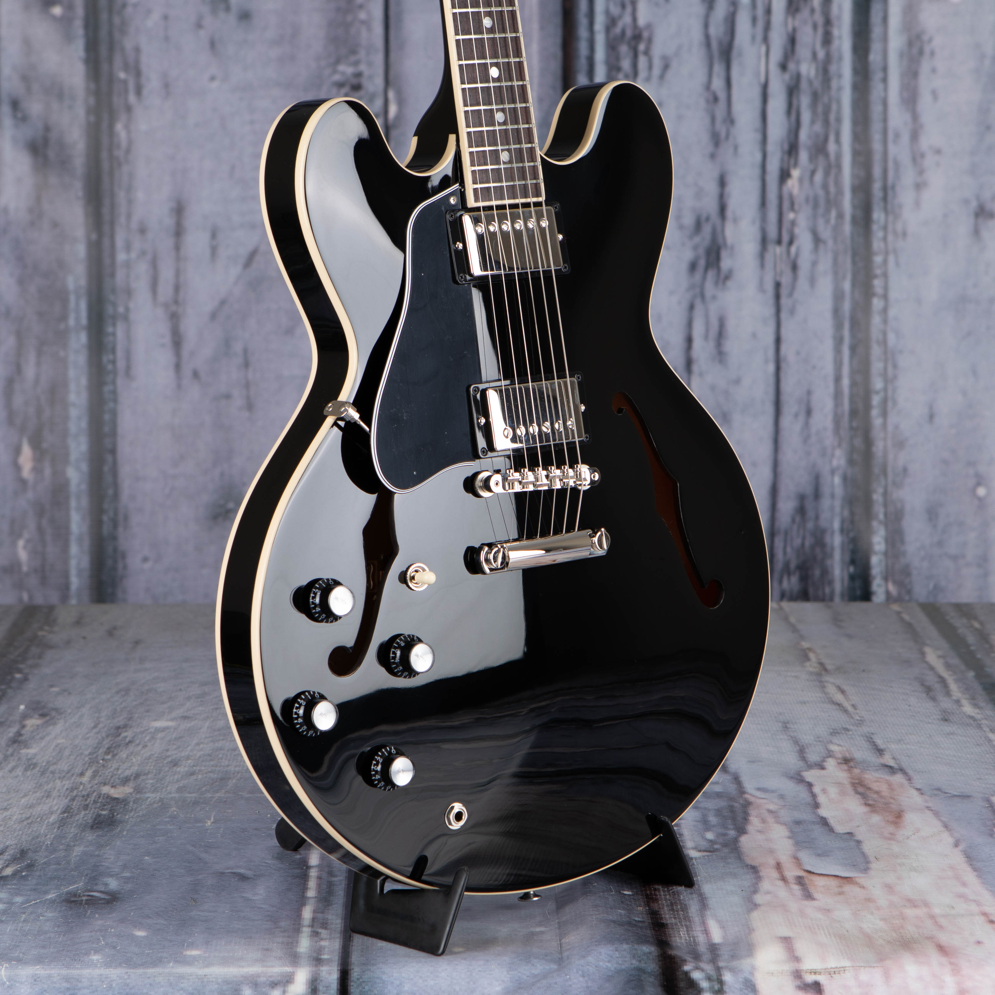 Gibson USA ES-335 Left-Handed Semi-Hollowbody Guitar, Vintage Ebony, angle