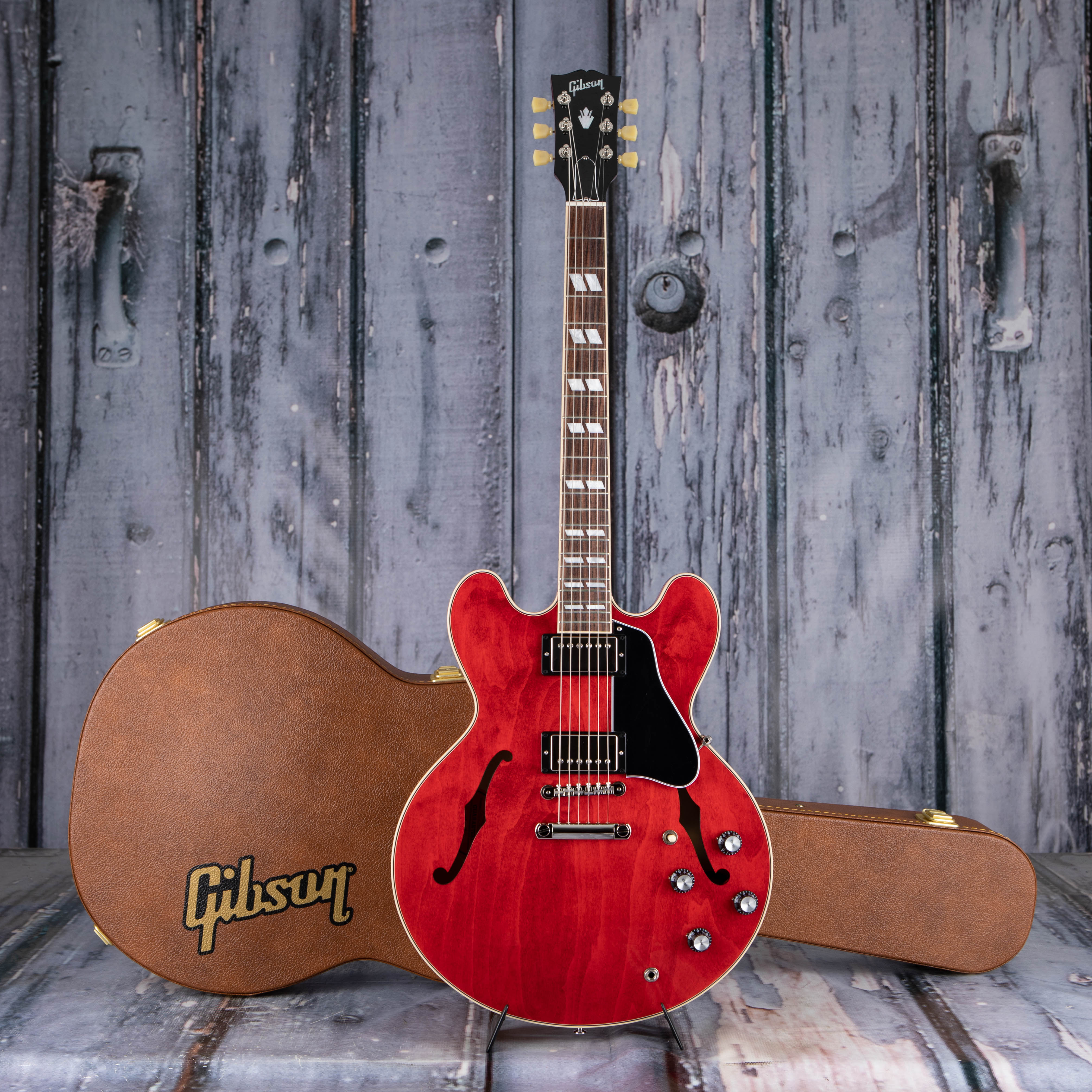 Gibson USA ES-345 Semi-Hollowbody Guitar, Sixties Cherry, case