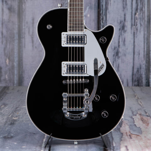 Gretsch G5230T Electromatic Jet FT With Bigsby Electric Guitar, Black, front closeup