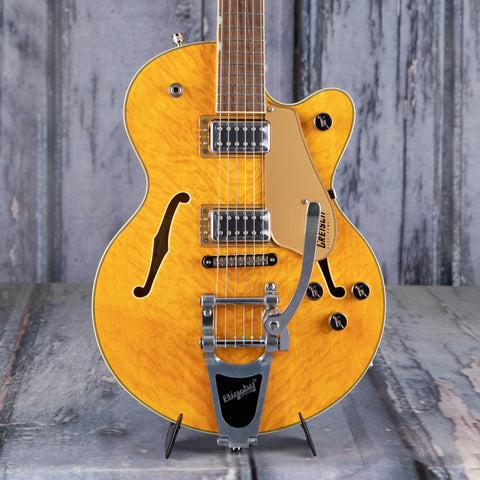 Gretsch G5655T-QM Electromatic Center Block Jr Single-Cut Quilted Maple With Bigsby Semi-Hollowbody Guitar, Speyside, front closeup