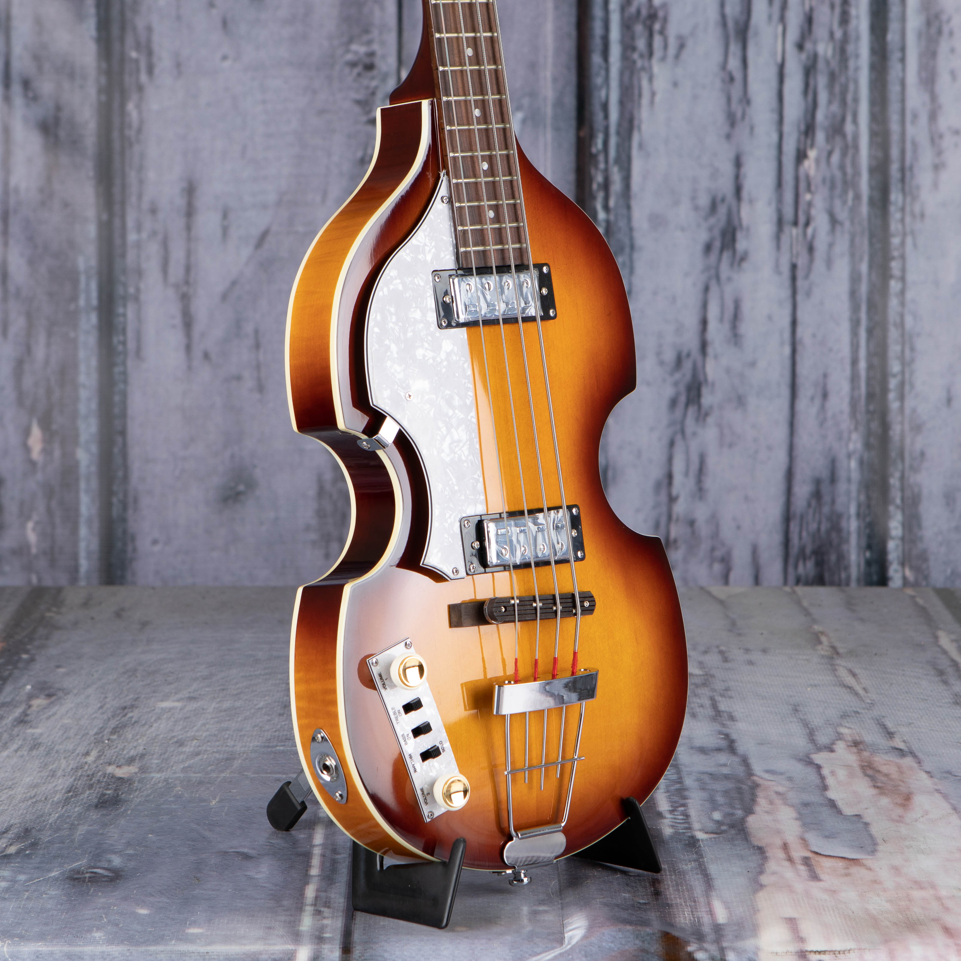 Höfner Ignition PRO Left-Handed Violin Bass Guitar, Sunburst, angle