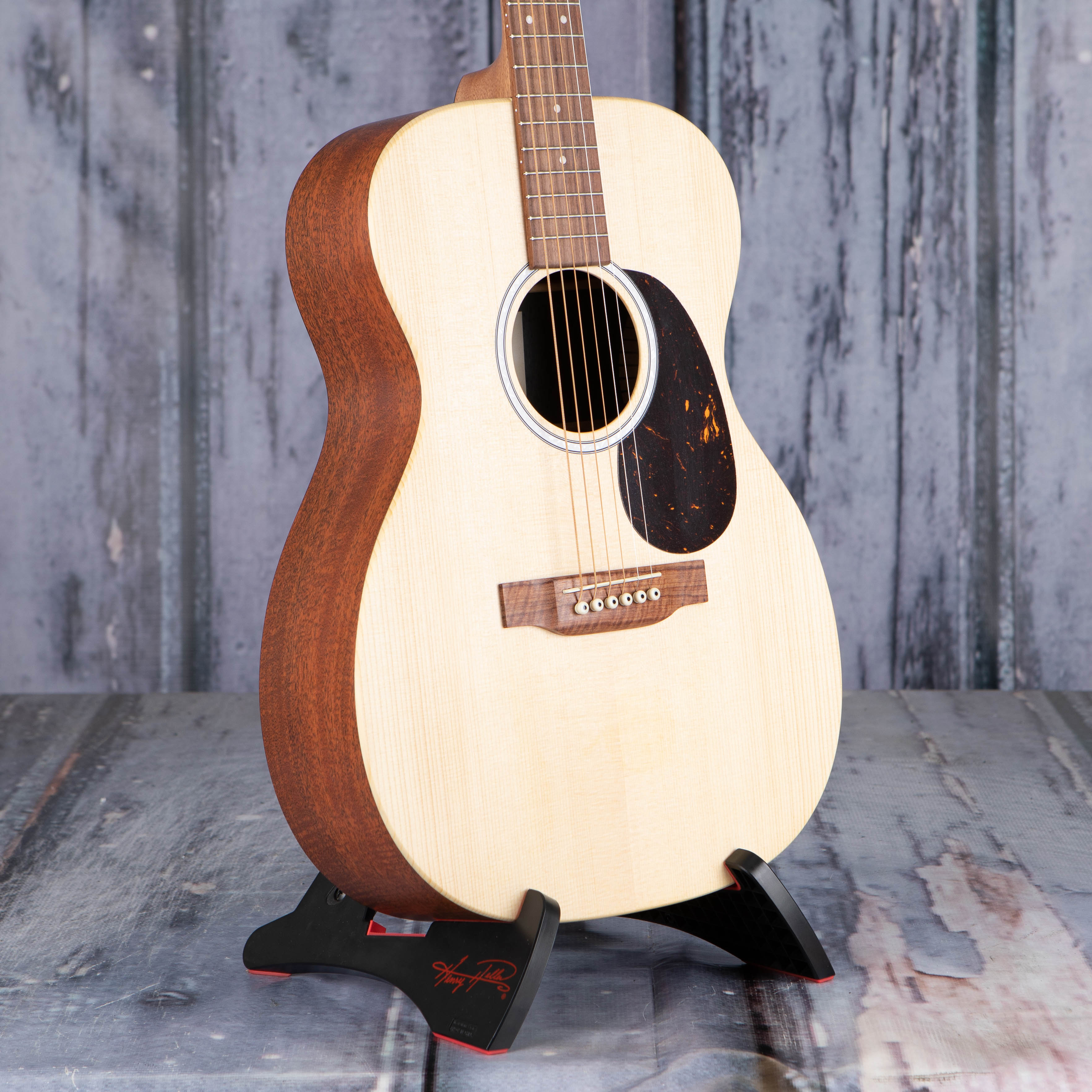 Martin 00-X2E-01 Acoustic/Electric Guitar, Natural, angle