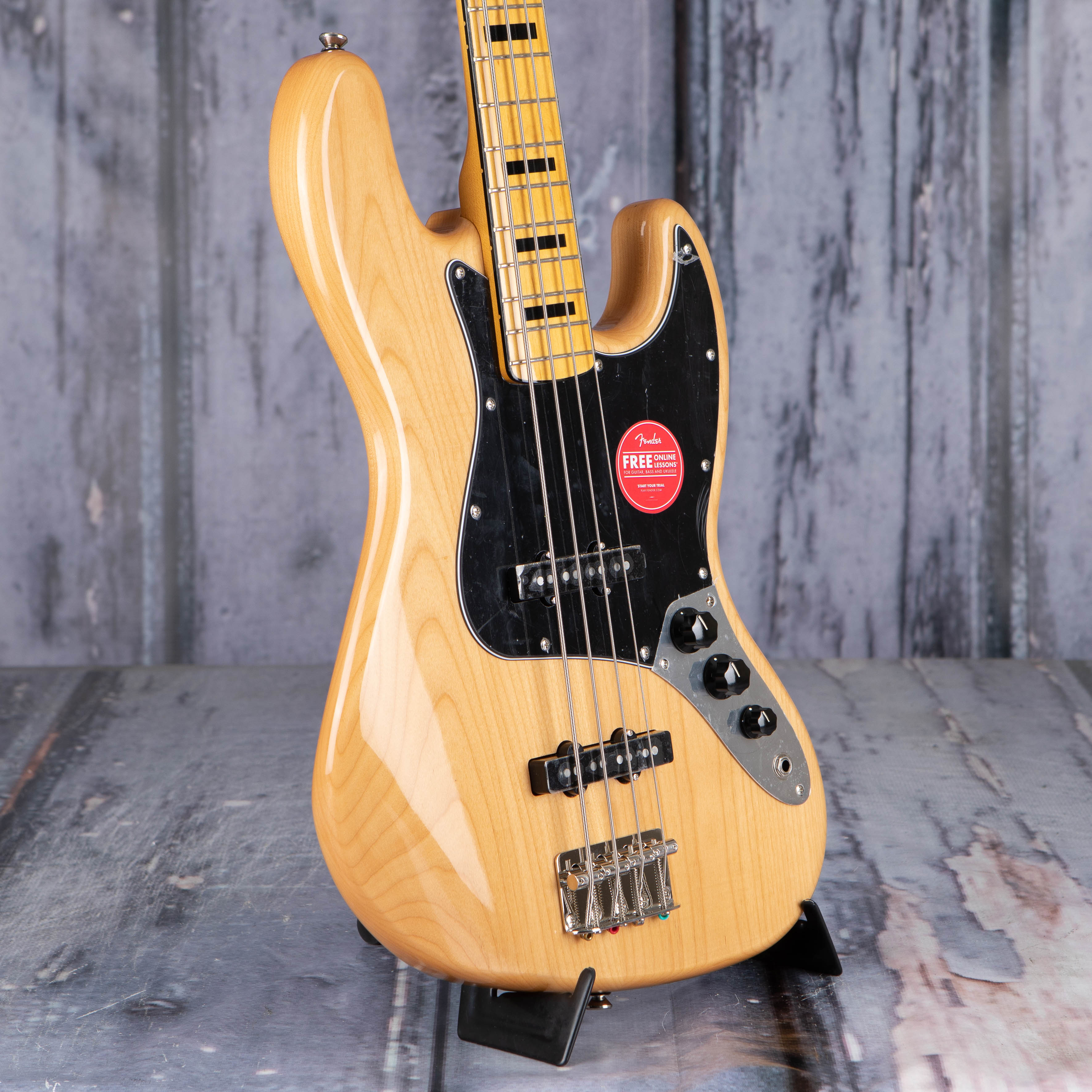 Squier Classic Vibe '70s Jazz Bass Guitar, Natural, angle
