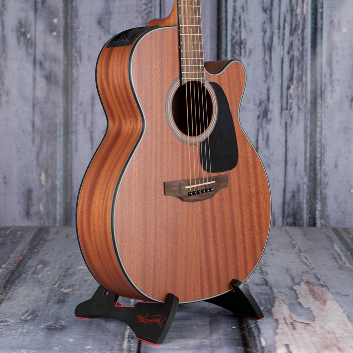 Takamine GN11MCE Acoustic/Electric, Natural