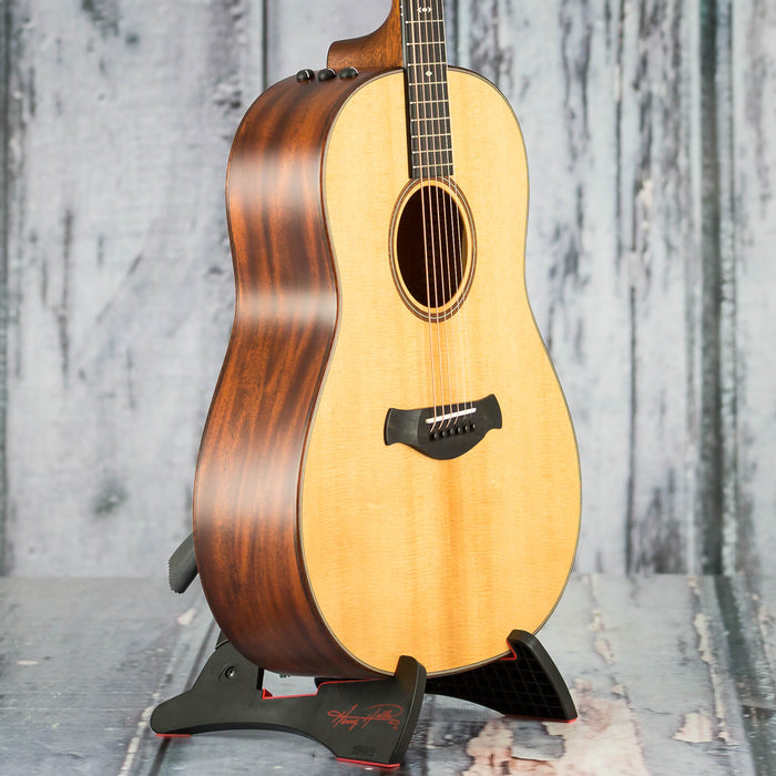 Taylor Builder's Edition 517e Acoustic/Electric, Natural