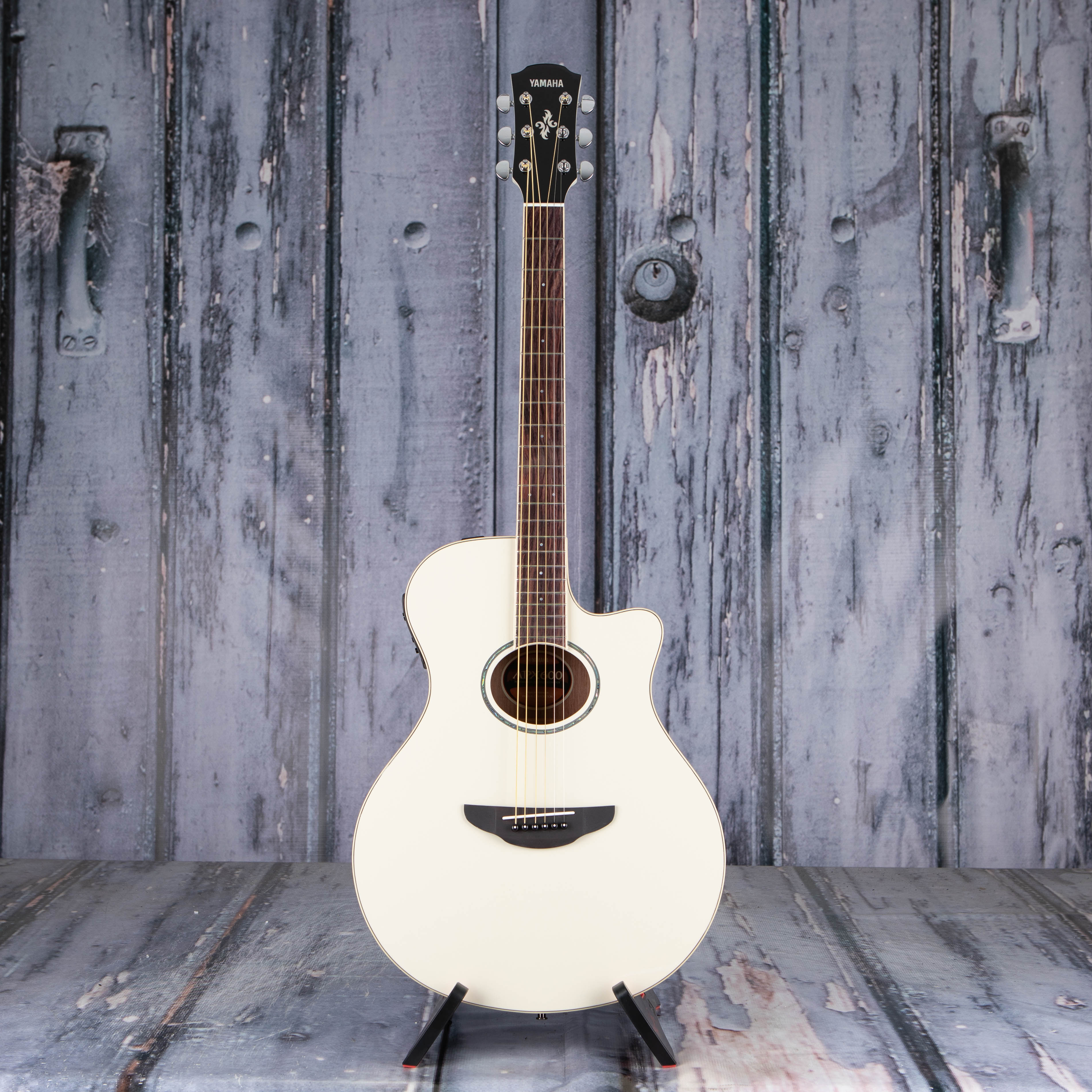 Yamaha APX100 Acoustic/Electric Guitar, Vintage White, front