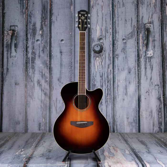 Yamaha CPX600 Medium Jumbo Cutaway Acoustic/Electric, Old Violin Sunburst