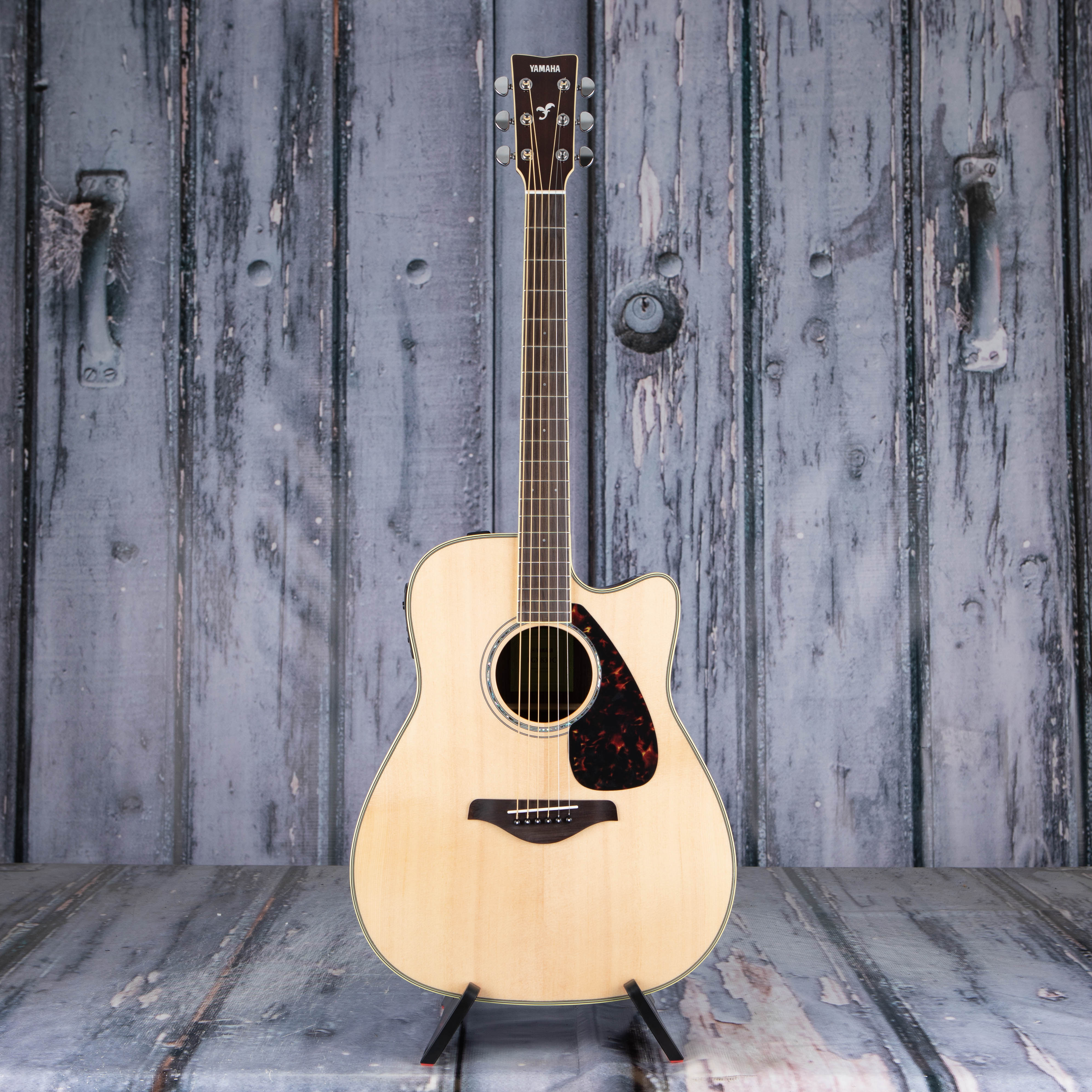 Yamaha FGX830C Dreadnought Cutaway Acoustic/Electric Guitar, Natural, front