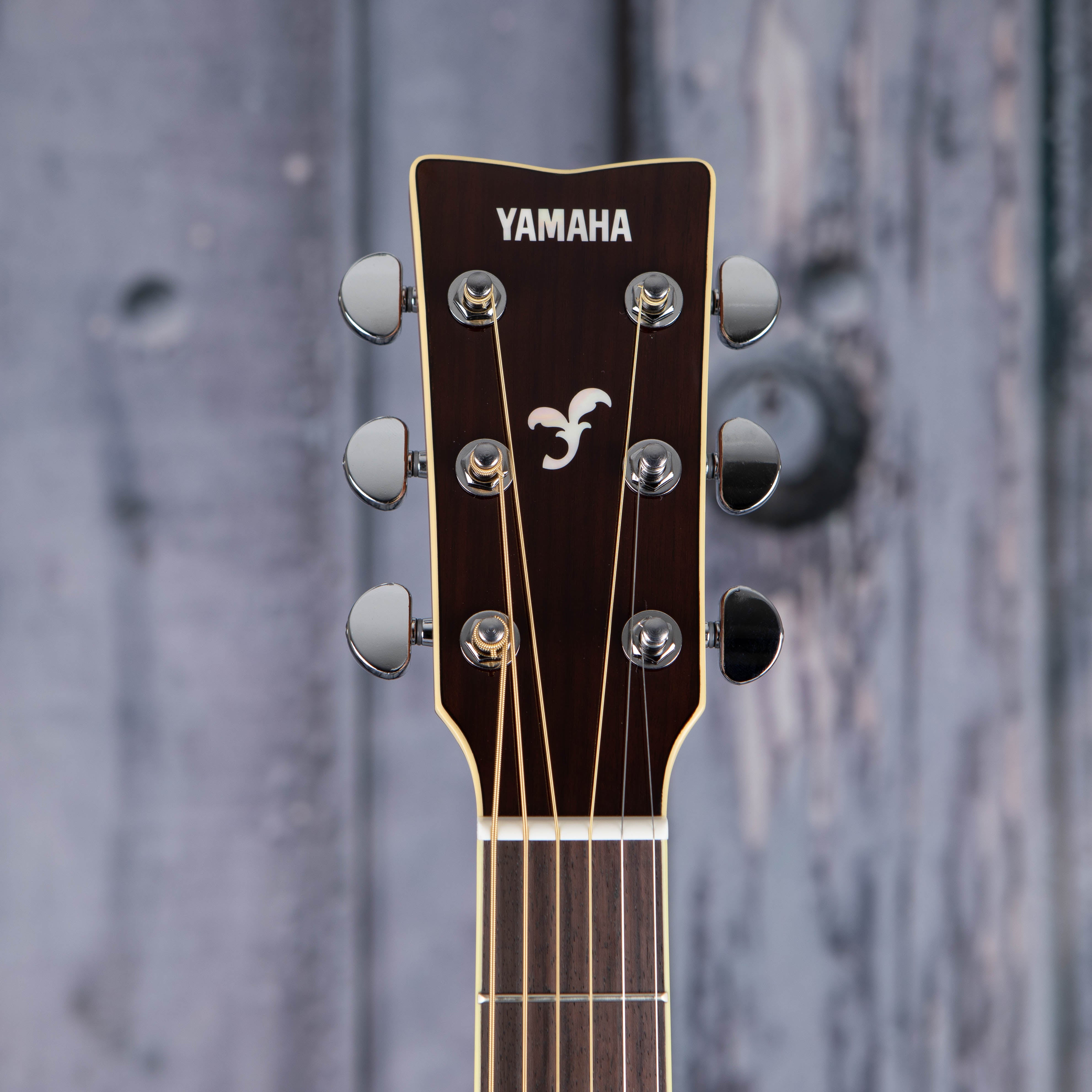 Yamaha FSX830C Concert Acoustic/Electric Guitar, Brown Sunburst, front headstock