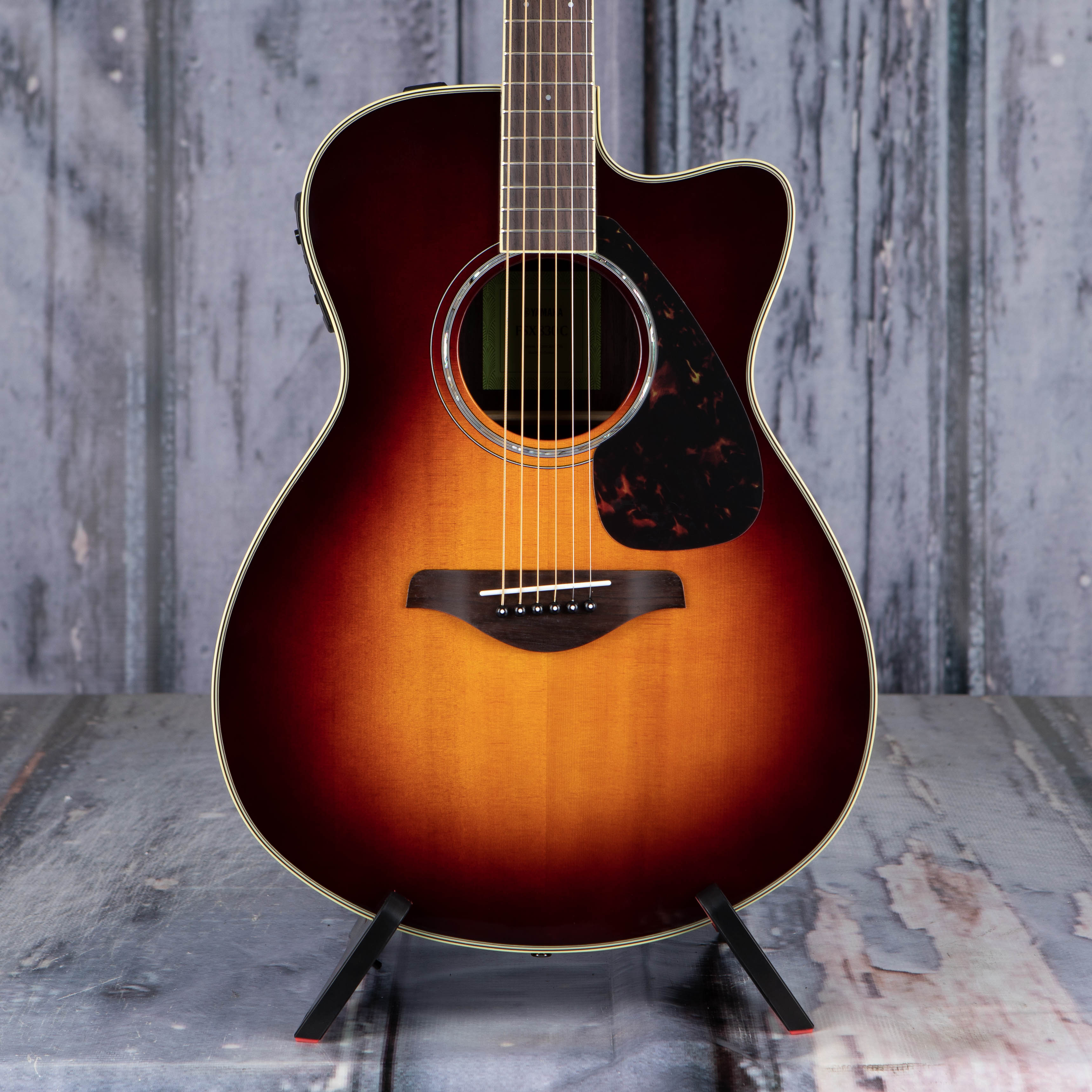 Yamaha FSX830C Concert Acoustic/Electric Guitar, Brown Sunburst, front closeup