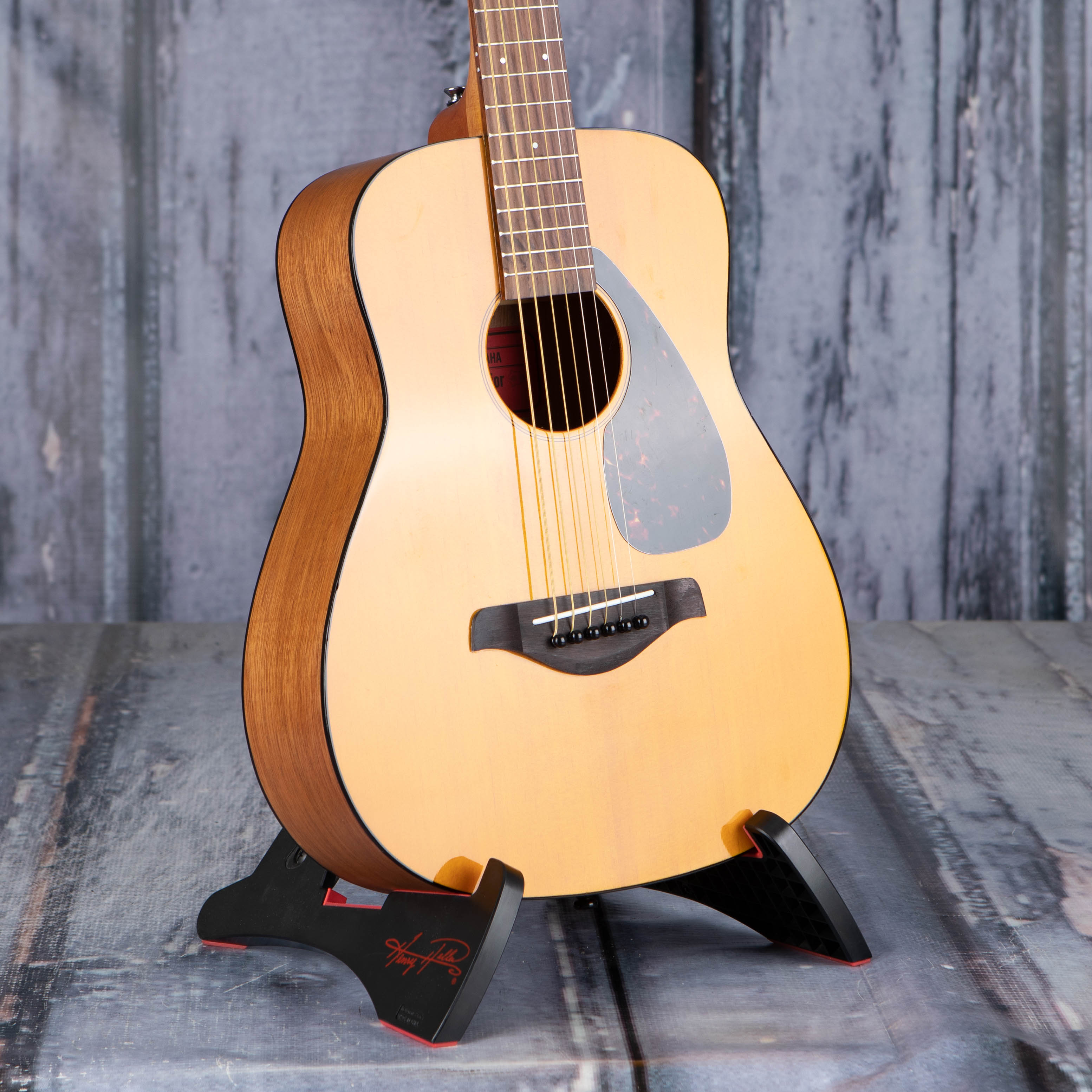 Yamaha guitar junior hotsell
